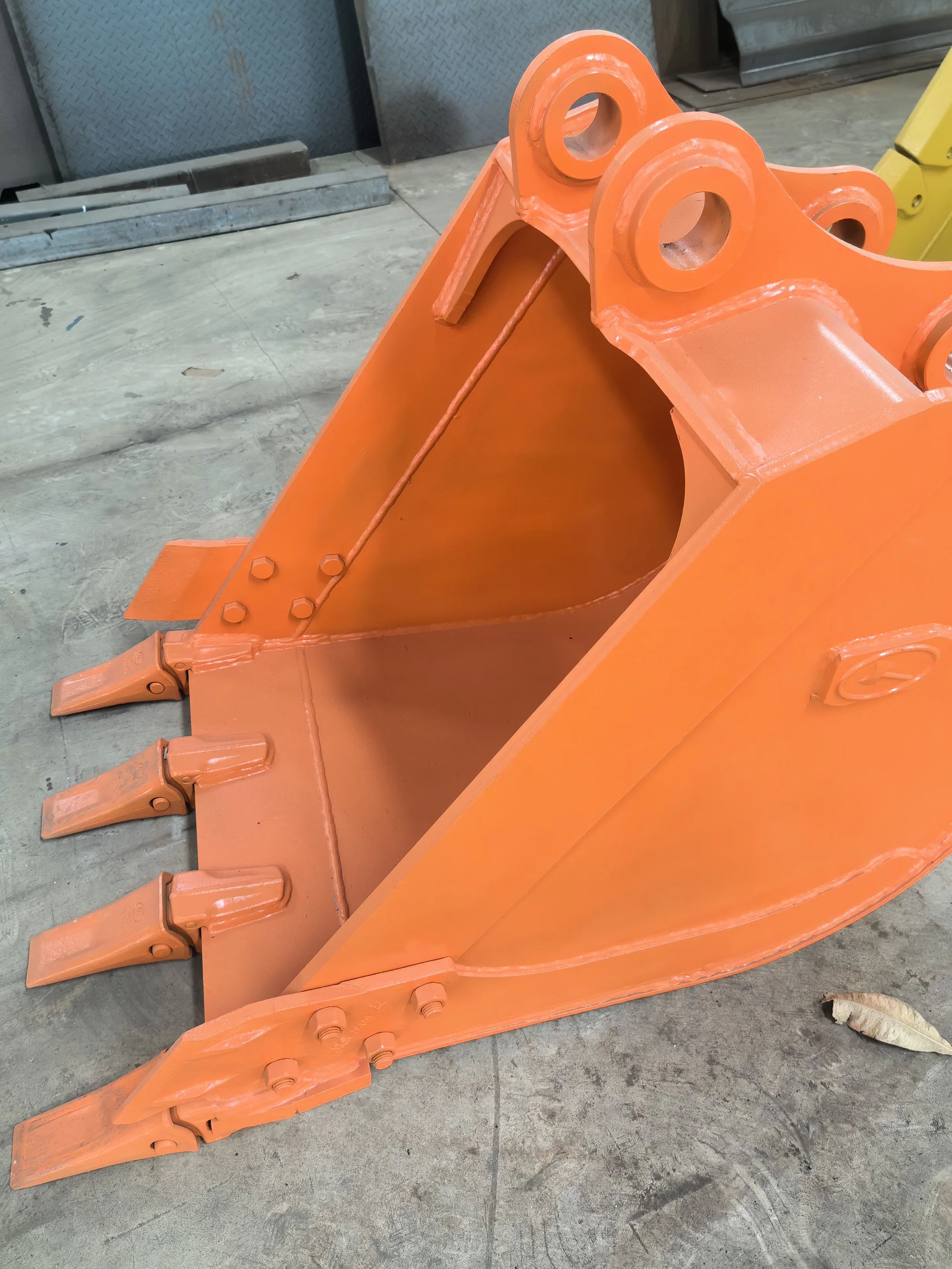 Komatsu Modern Carter Volvo and other brands of excavator scoop excavator scoop manufacturers directly supply