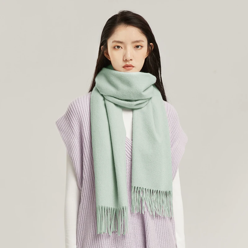 Hot sale customize fashion knitting winter wool thick scarf with tassel for women