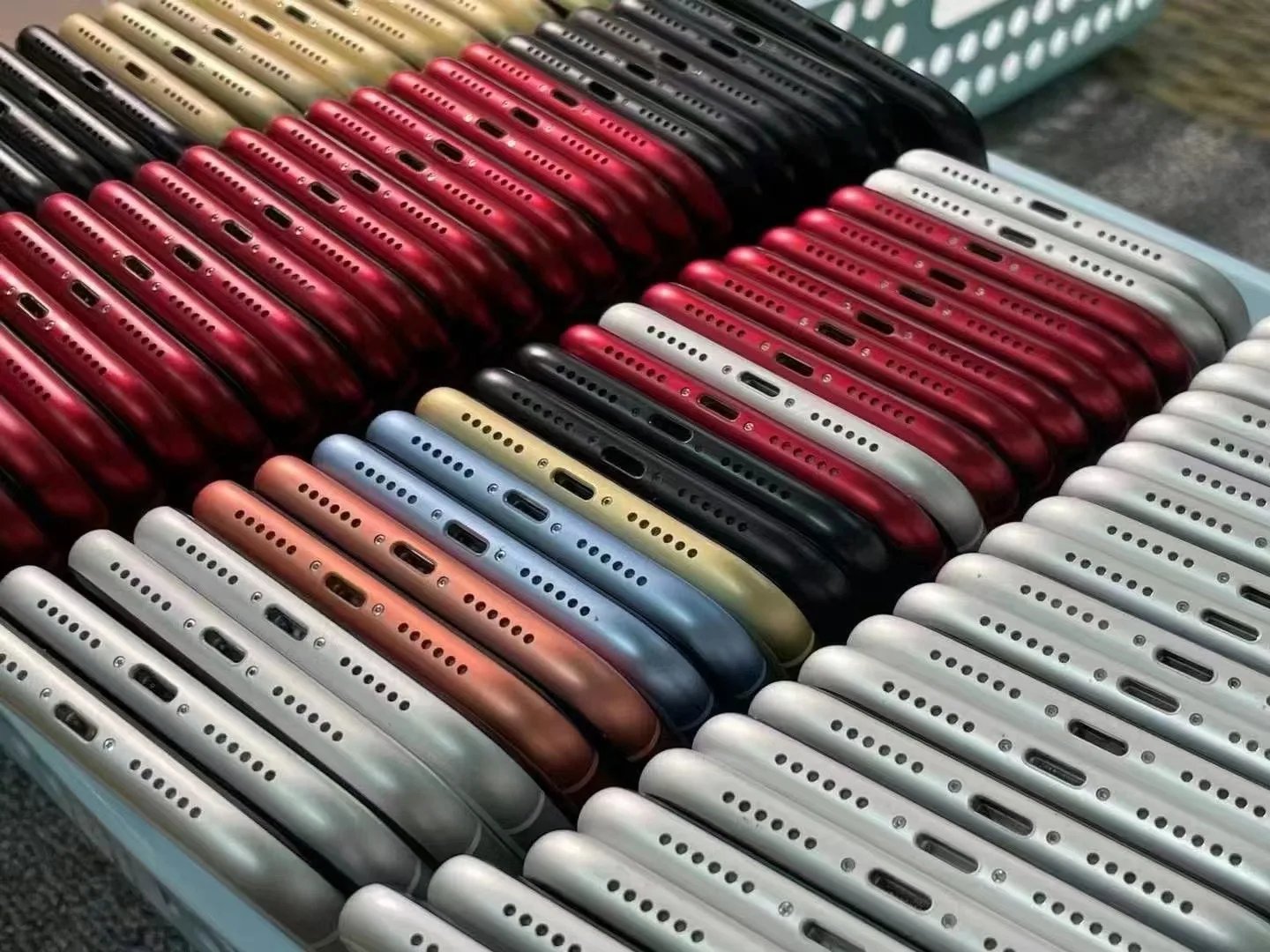 Wholesale cheap 4G smartphones XR 64GB 128GB 256GB  Original Dual SIM phone mobile phone