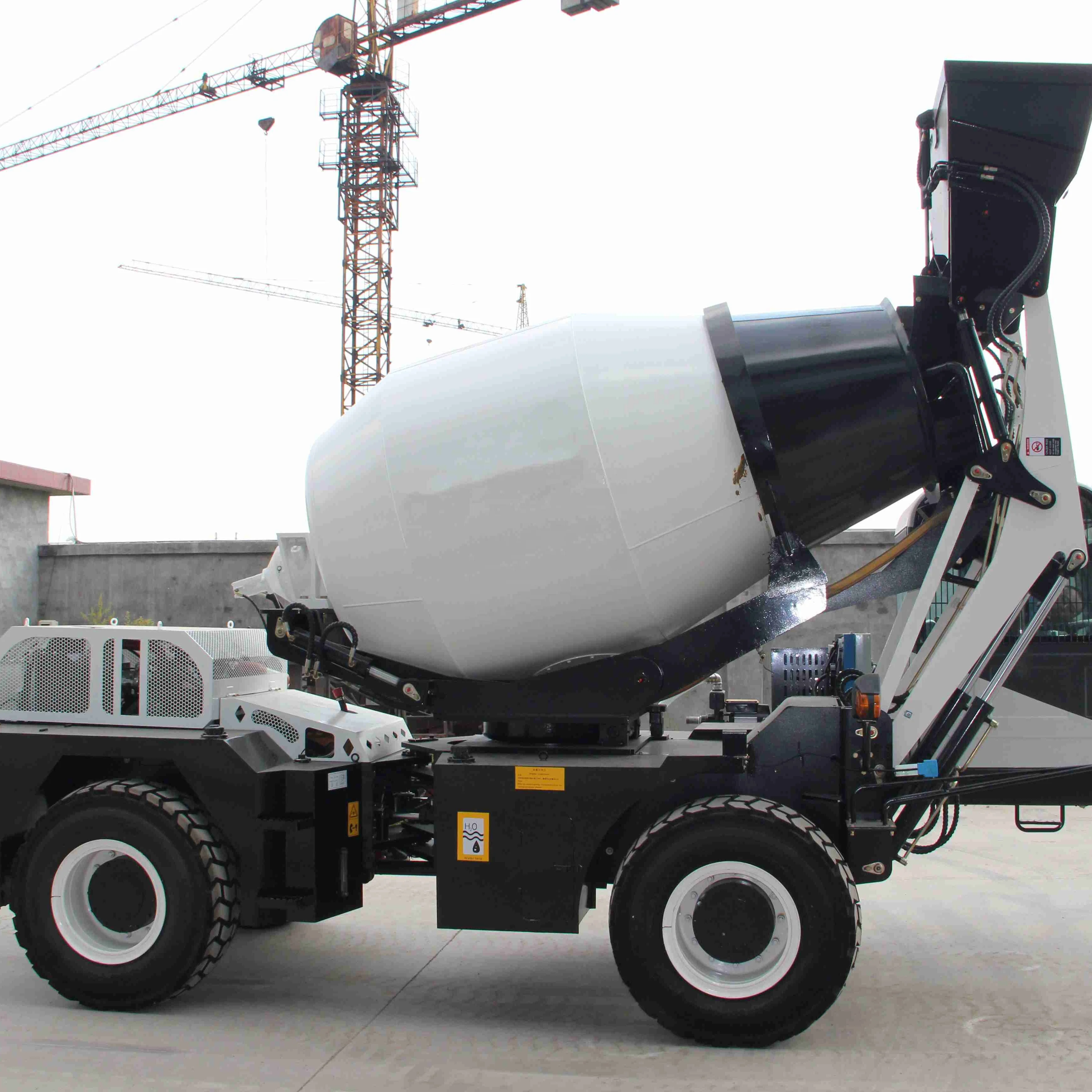 JBC HY-3500 mobile diesel self loading concrete mixer in stock
