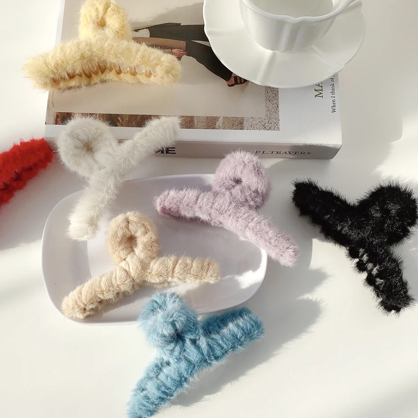 JIRIS Fluffy Faux Fur Designers Large Hair Claw Clips Plush Fancy Colorful Fuzzy Plush Hair Accessories Women Pin For Girls