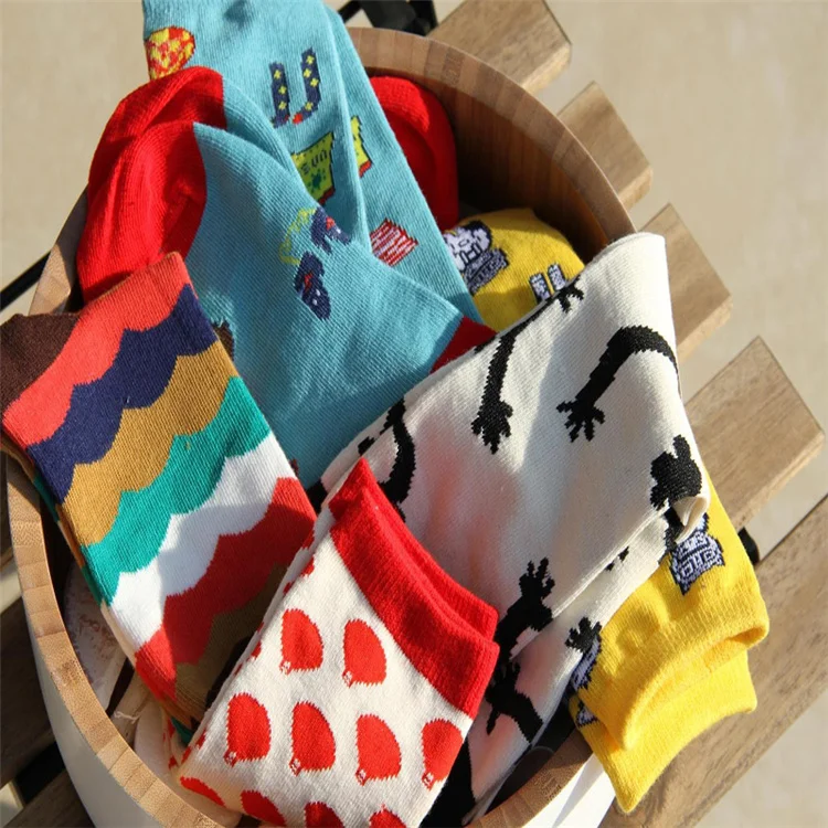 SHANXIN Korea fashion Solid color OEM logo custom design pure cotton 18 colors Crew tube Socks women