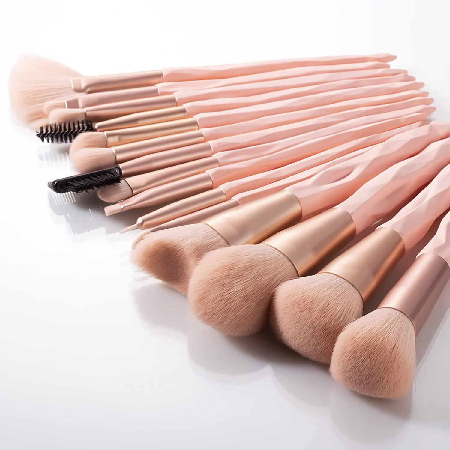 Vegan makeup brush single copper handle wool makeup brush high quality selling like hotcakes premium make up brushes