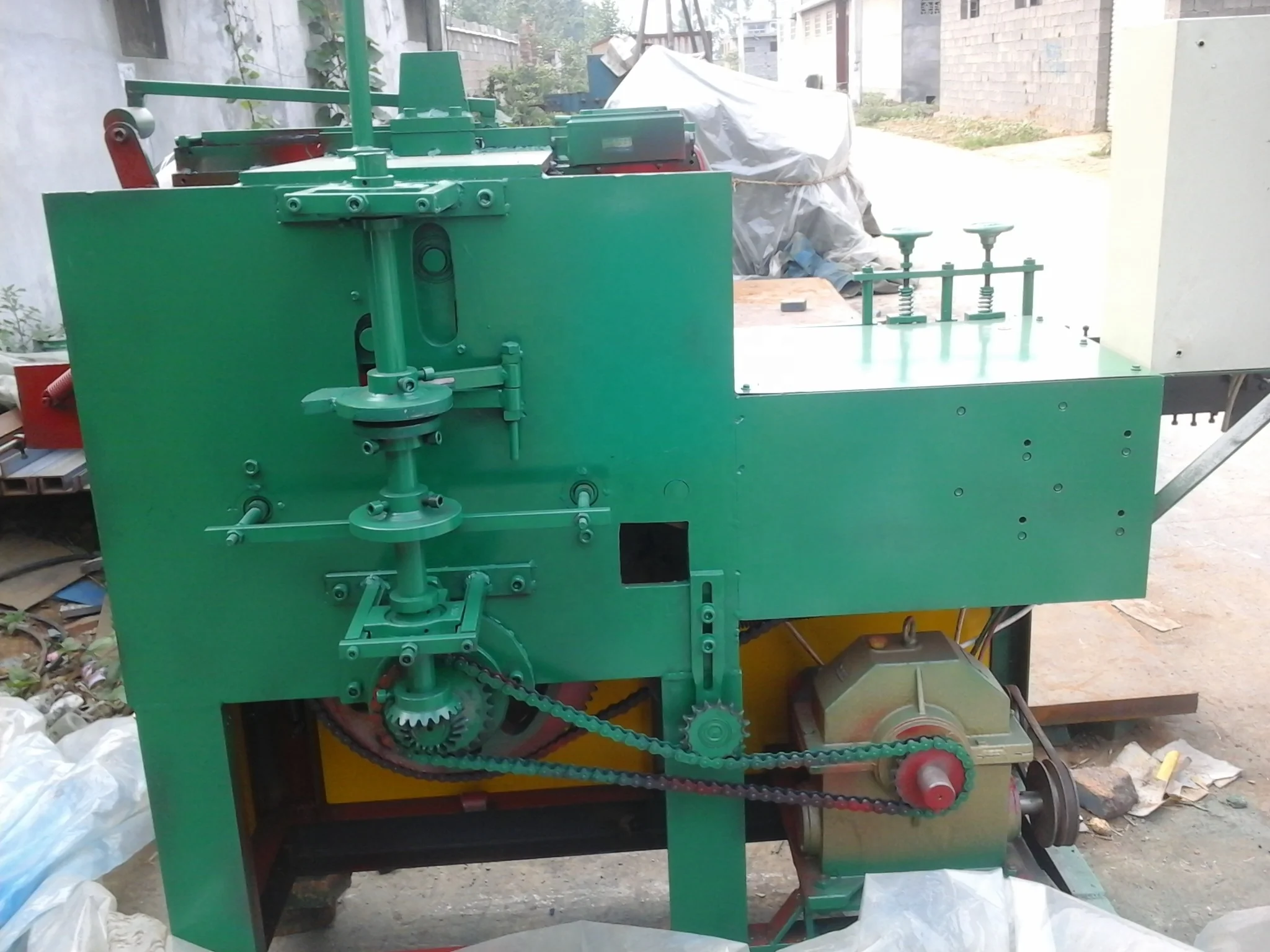 Popular cheap wire hanger making machine manufacturer