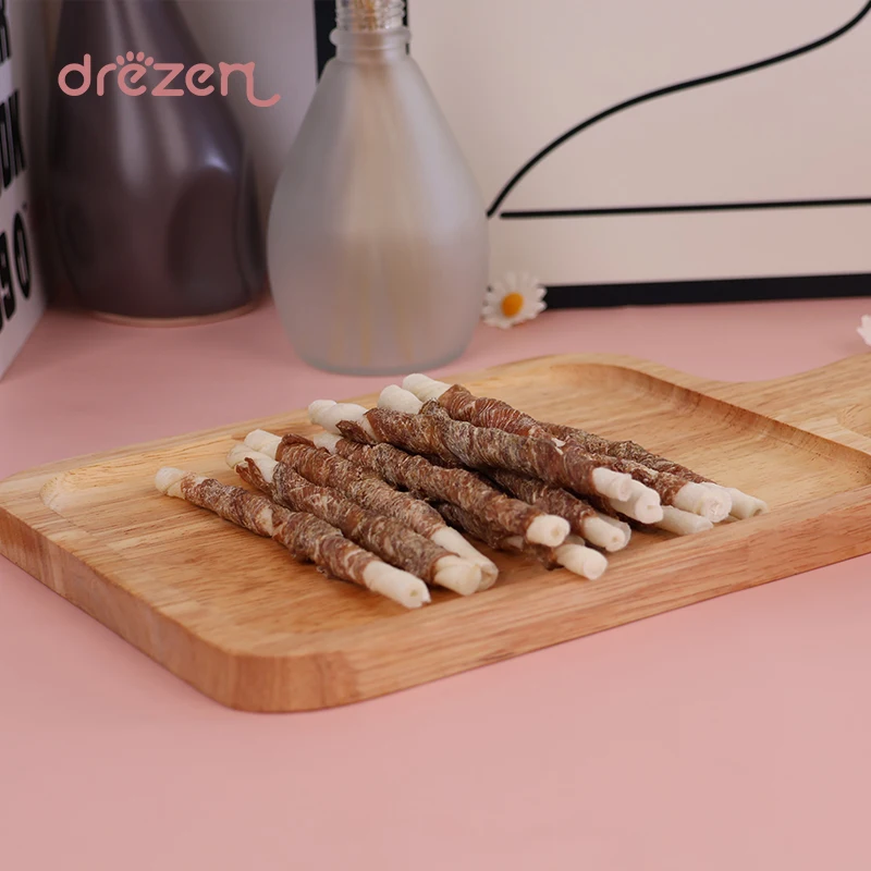 Drezen Brand Customizable Pet Treats Cowhide Stick with Chicken Duck Windings for Teething Flavor Can Be Personalized