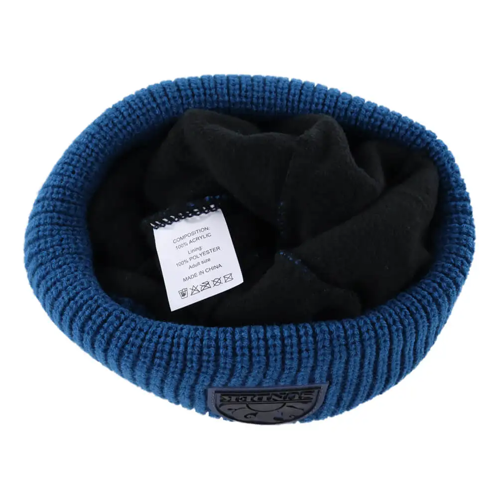 Winter knitted hat factory Custom Cuffed Beanie with Silicone Logo