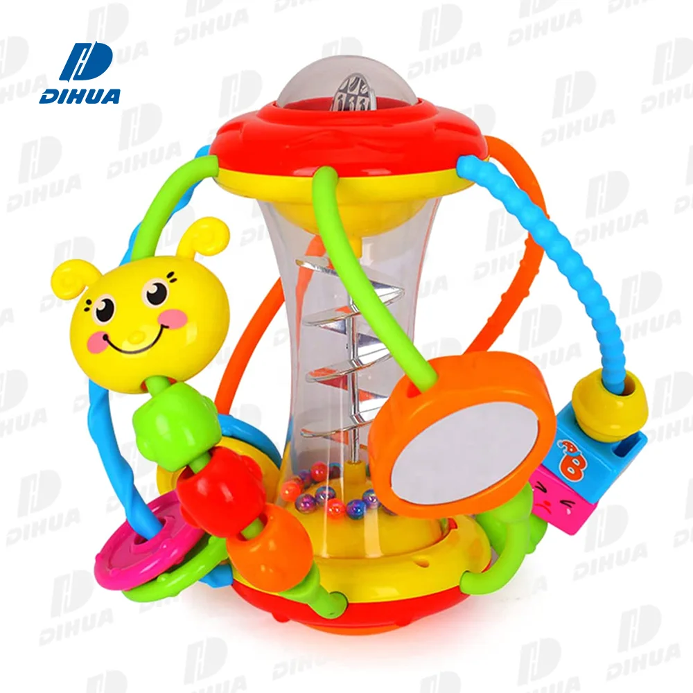 Детский развивающий мяч