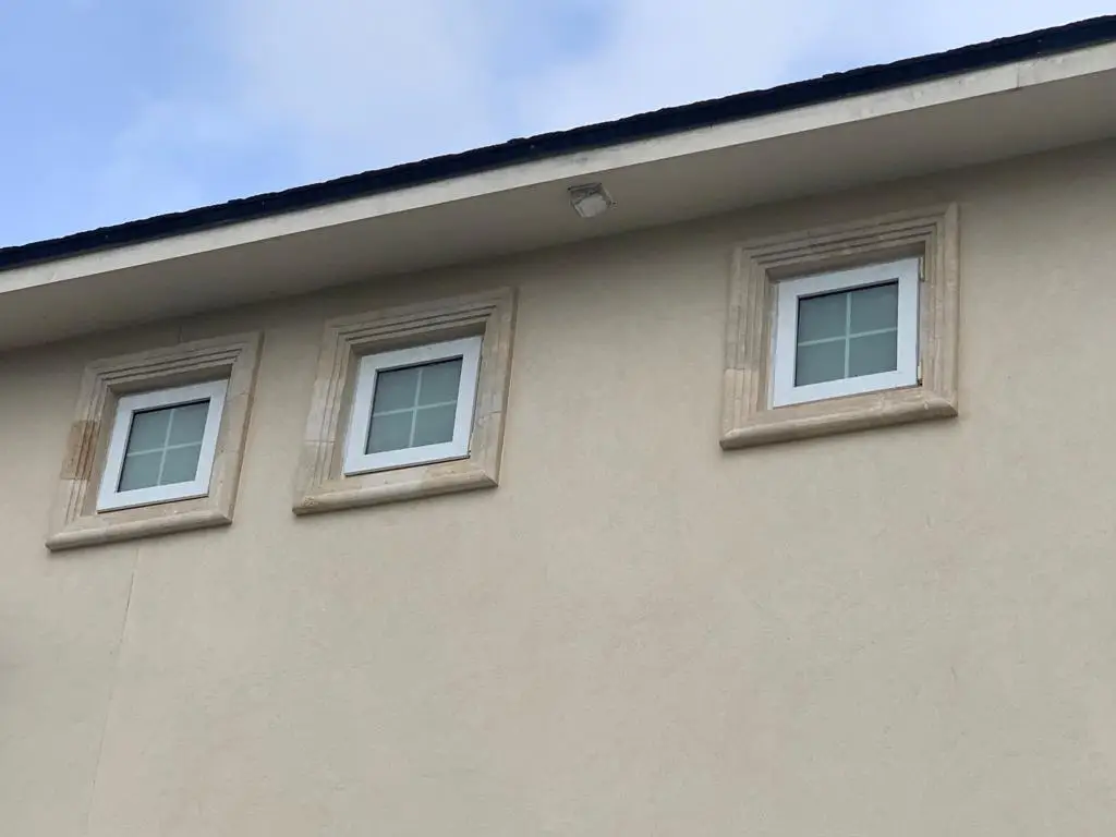 Современный стиль upvc/ПВХ раздвижные окна с декоративными решетками