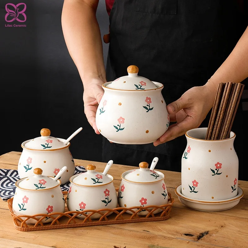 3 Sizes Design 2 Colors Follower Pattern Chopsticks Holder Ceramic Seasoning Spice Jar with Lids and Plastic Vintage Saucer