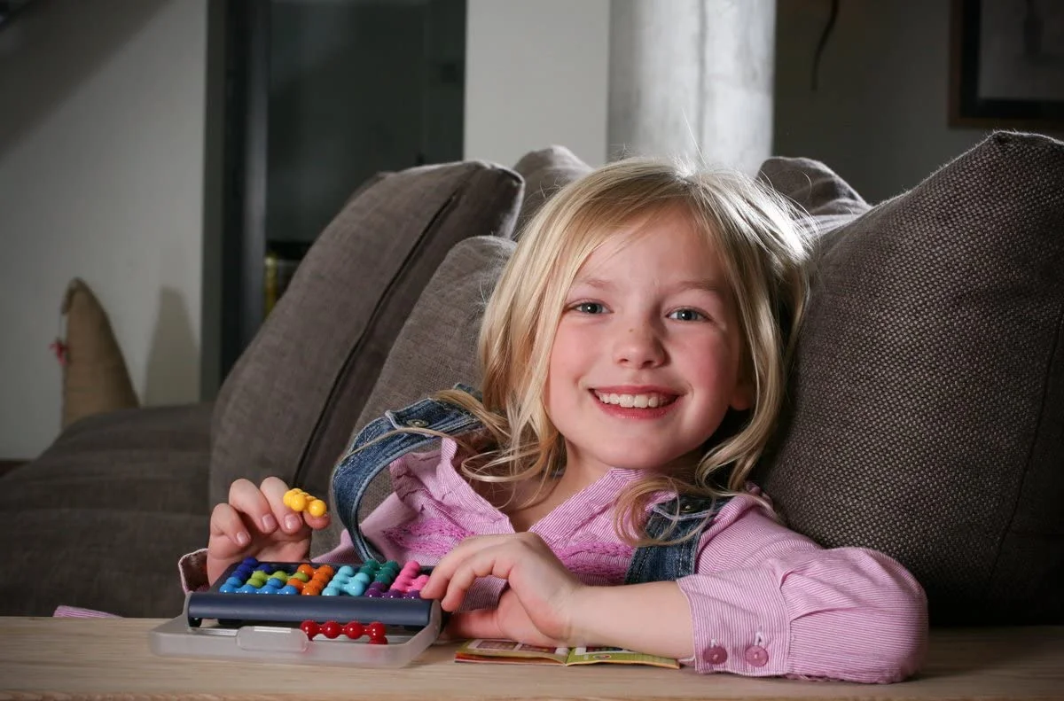 Educational Intelligent Toys Fun 3D Travel Game Kids Featuring 120 Challenges IQ Fit Smart Game