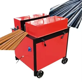 Машина для удаления ржавчины из металлических труб