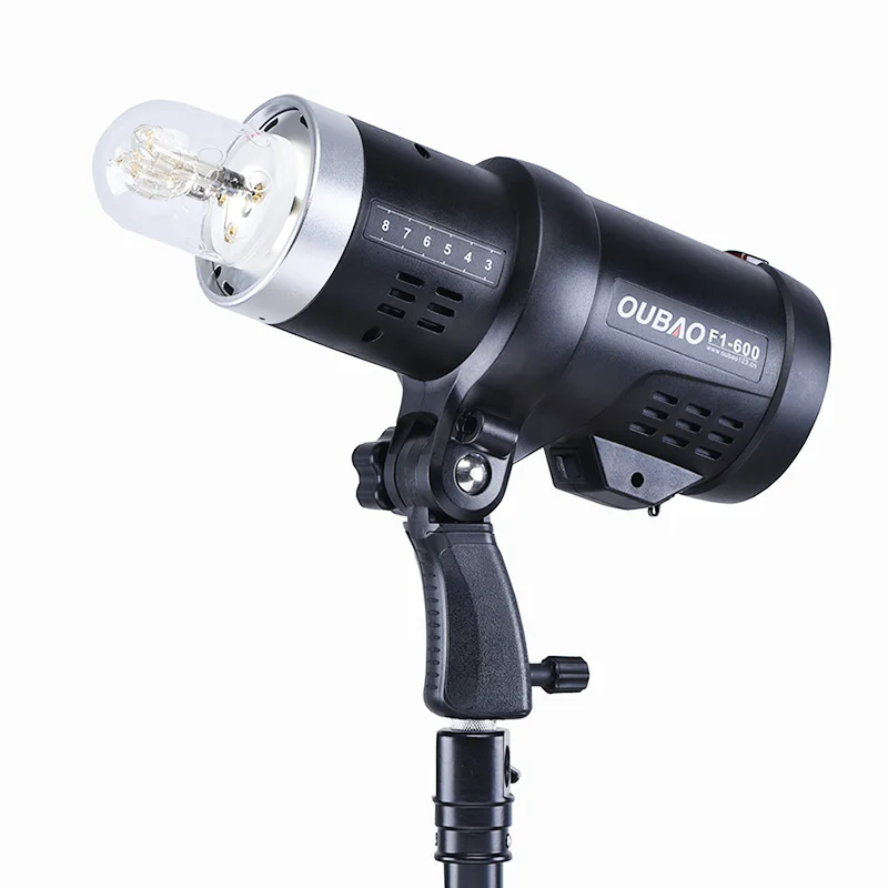 Triopo outdoor studio strobe flash lighting equipment accessories for professional photography light with Bowens for camera