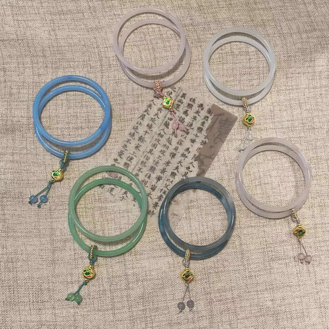 2pcs/set Chinese Style Gradient Color Imitation jade Bangle Simple Design Knot Cuff Bracelet chalcedony Glaze bracelet for Women