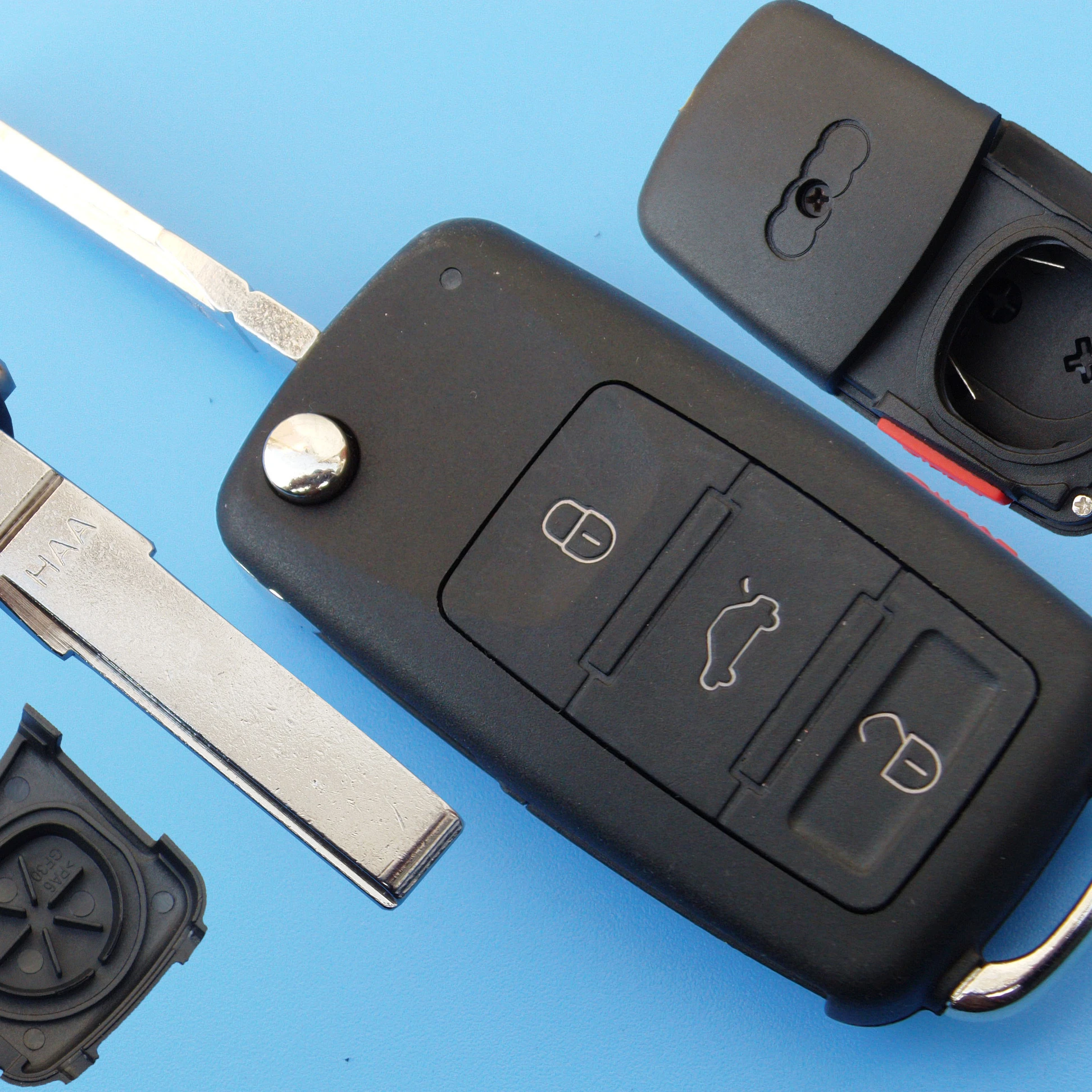 Hot seller A-udi 3+1 buttons flip folding remote control fob key case cover blank for A3 A4 A6 A8 with HAA blade