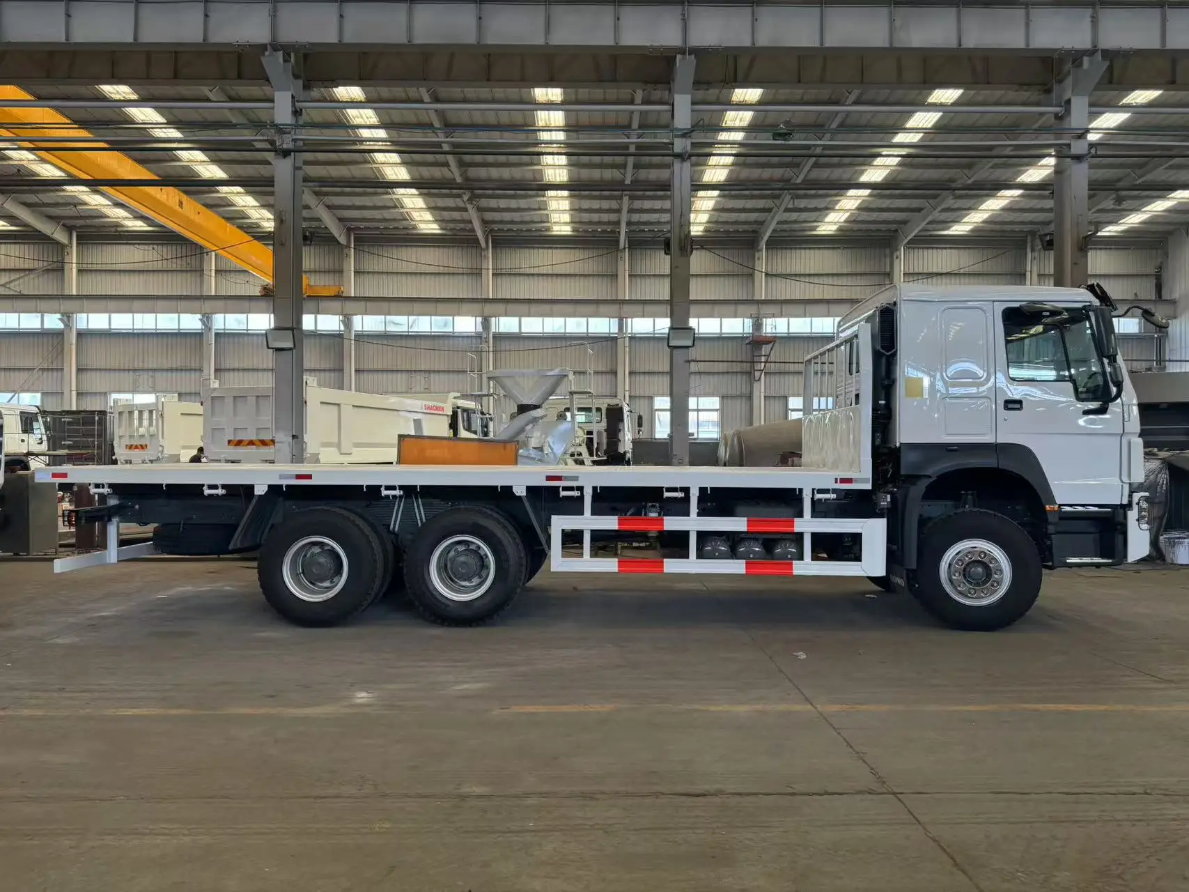 Грузовики 6x4 с клеткой