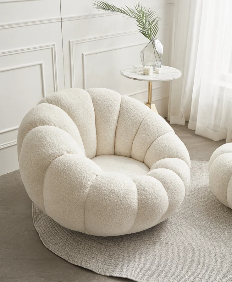 Кремовый белый Наклонный стул для отдыха Boconcept в форме тыквы