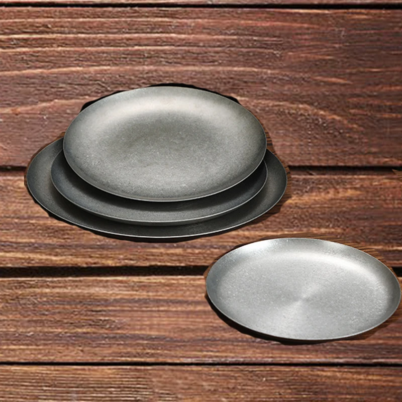 Simple and Retro Frosted Matte Silver Stainless Steel Plate Round Serving Tray for Banquet Barbecue Picnic Camping Use