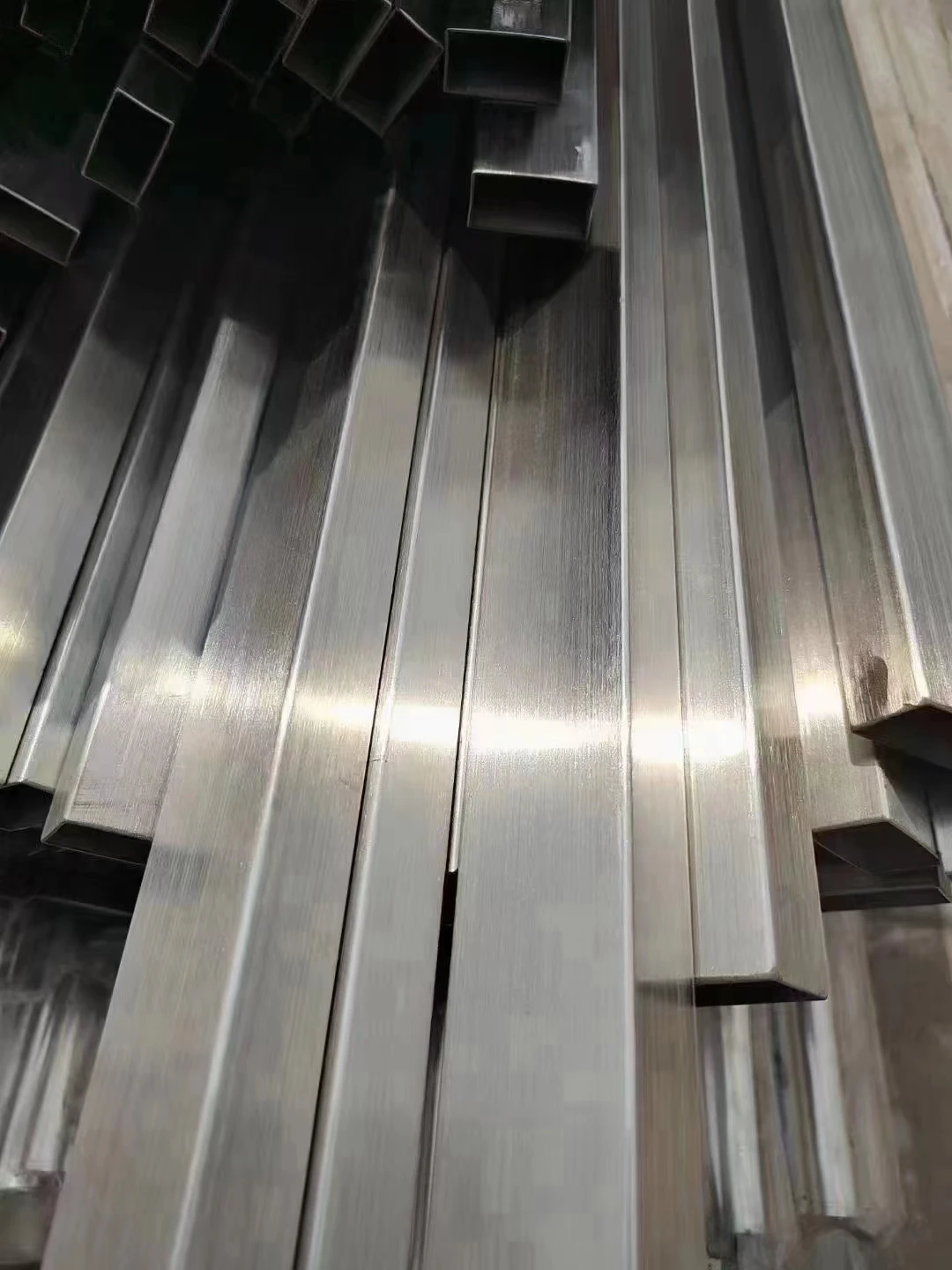 ss 304 316 316L hot selling stainless steel square tube 2mm 200mm 5mm 8mm mill finish pipe