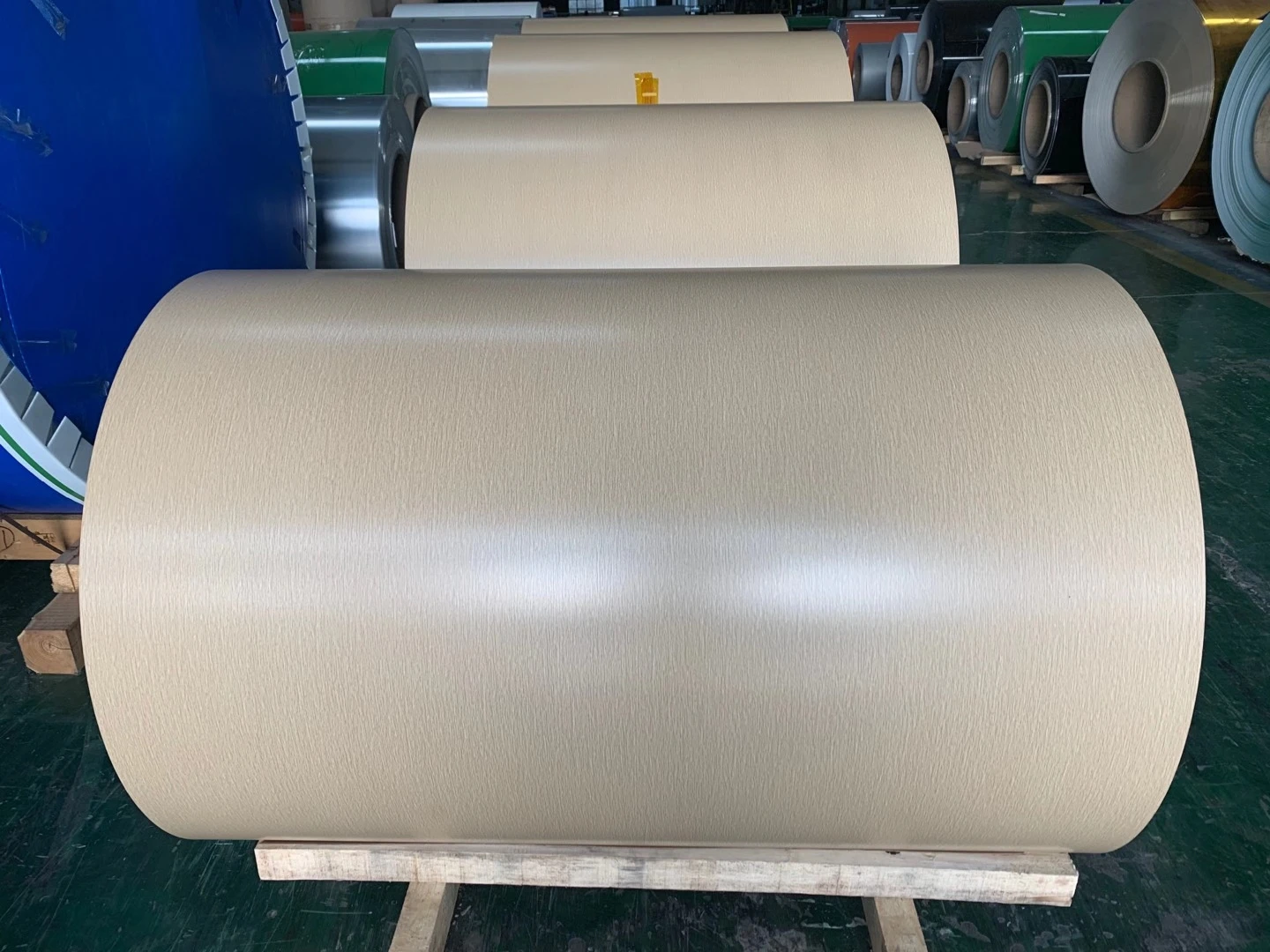 
factory price of white color 1060 aluminum coil prepainted Coating 
