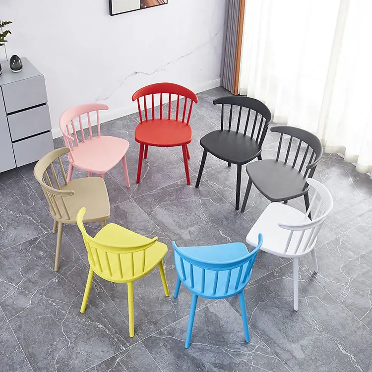 Cheap Price Wholesale Nordic Designer Restaurant Dinner Chair Comfortable PP Plastic Dining Chair