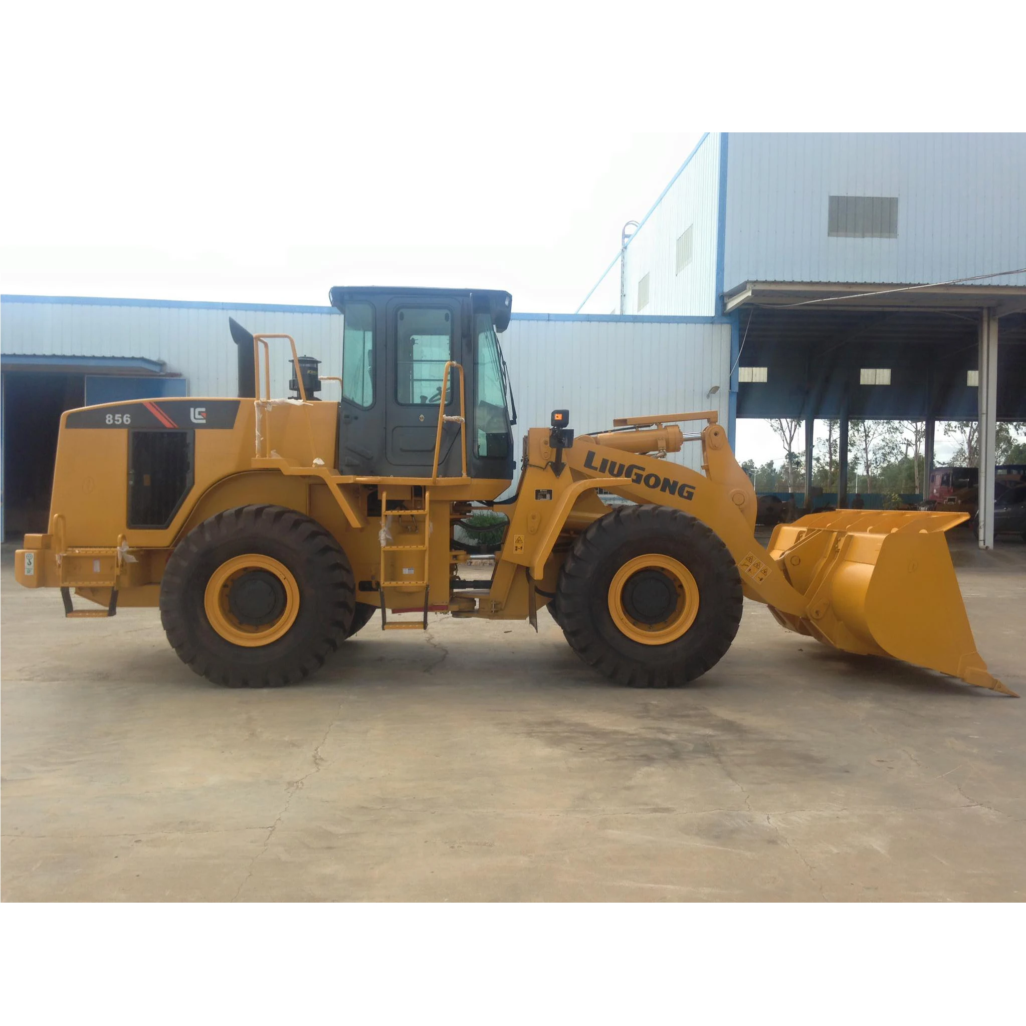 High Efficiency 3Tons 1.8M3 Liugong Wheel Loader CLG835H Front Wheel Loader With Snow Plough
