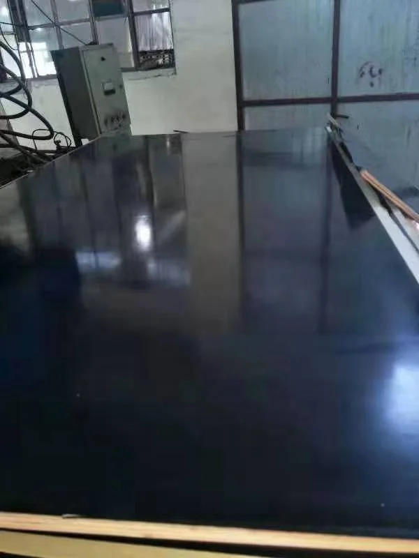 Wholesale Anti Slip Black Film Faced Shuttering Plywood For Kitchen And Furniture