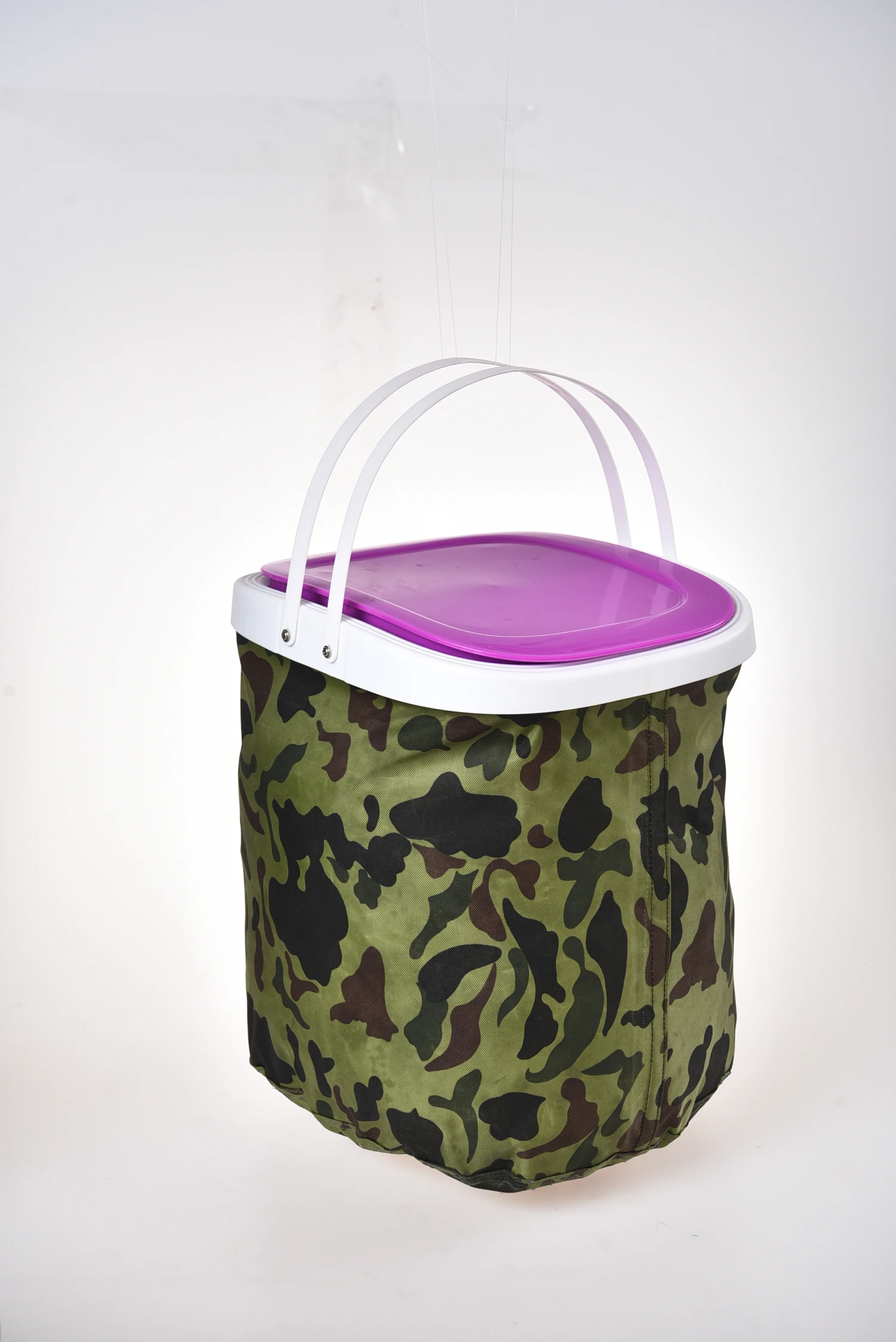 
Camouflage Style 15L Oxford Portable Pet Training Pocket Detachable Cover Dog Food Feeder Bag 