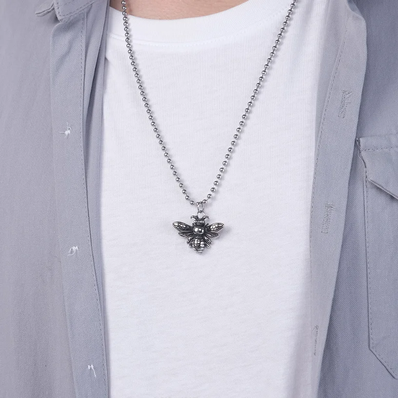 Vintage Style Honeybee Pendant Stainless Steel Ball Chain Necklace Electroplated 8k Gold Steel Custom Unisex Jewelry Necklace