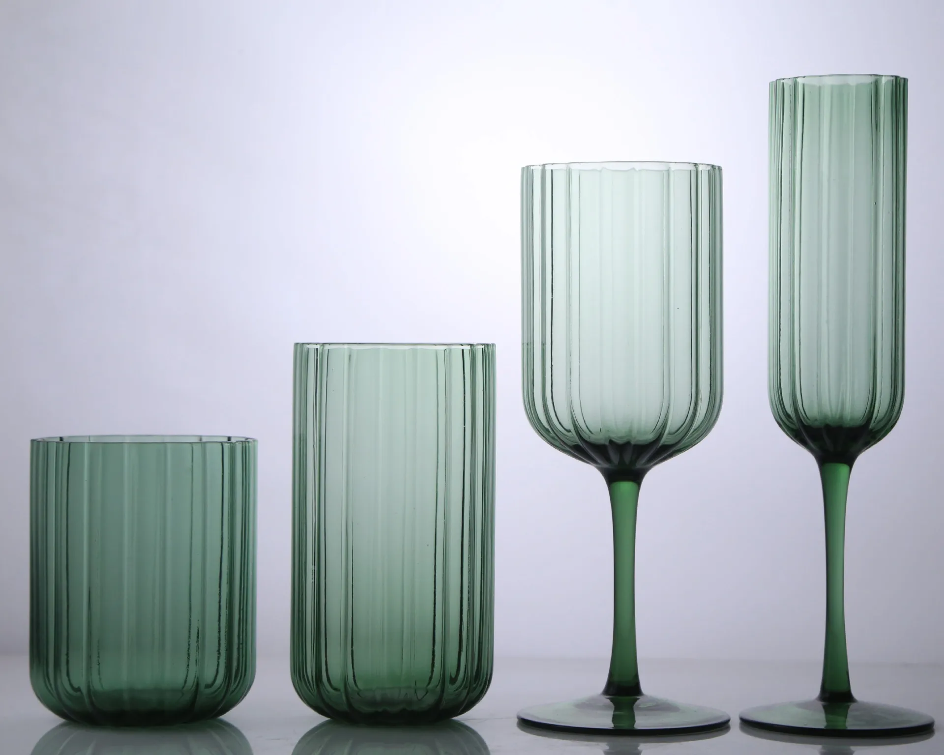wholesale fancy flower wine goblets set red wine glass ribbed champagne flutes green water glass for wedding