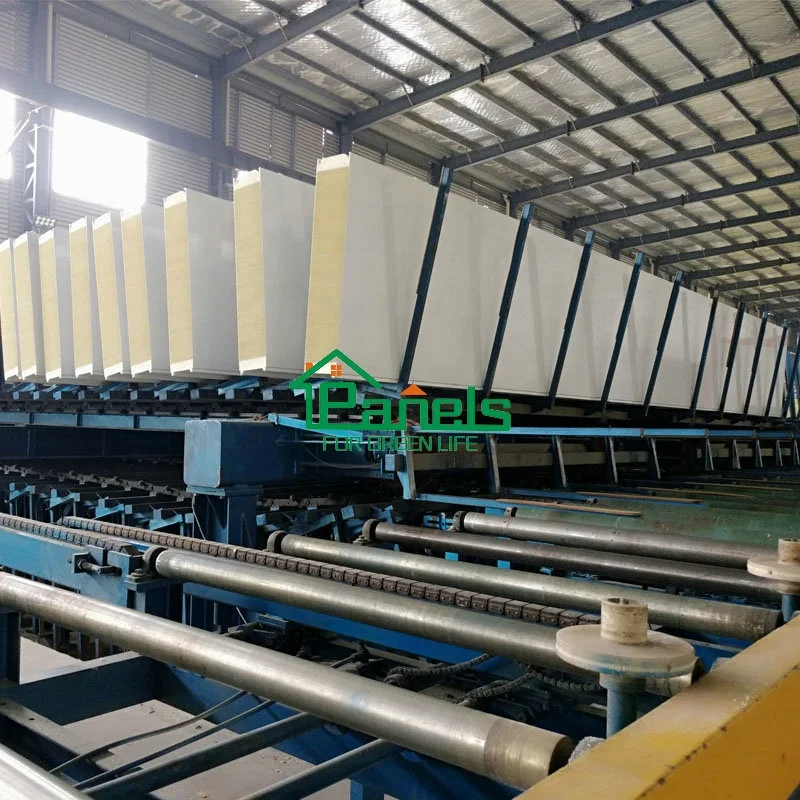 Waterproof Fireproof  pu insulated foam wall pu panel for cold room pu sandwich panels