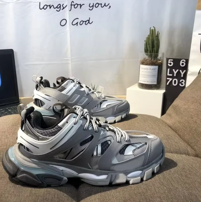 Dropshipping Original Luxury Sneakers Retro Fashion Trend Famous Track 3.0 Designer Shoes