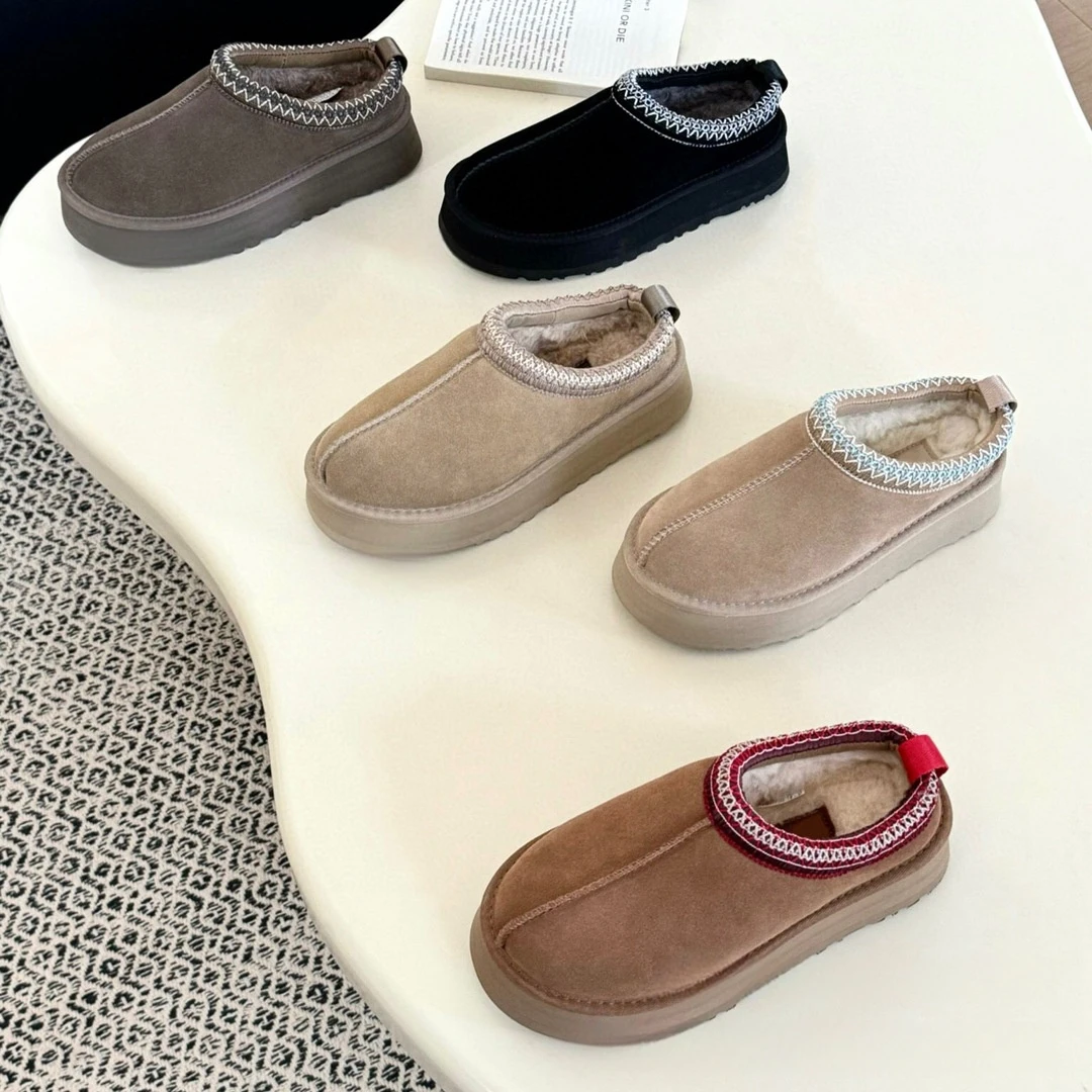 Classic Ankle Boots for Women and Men Luxury Wool Sheepskin Slippers with Fur Insole Snow Winter Boot Design