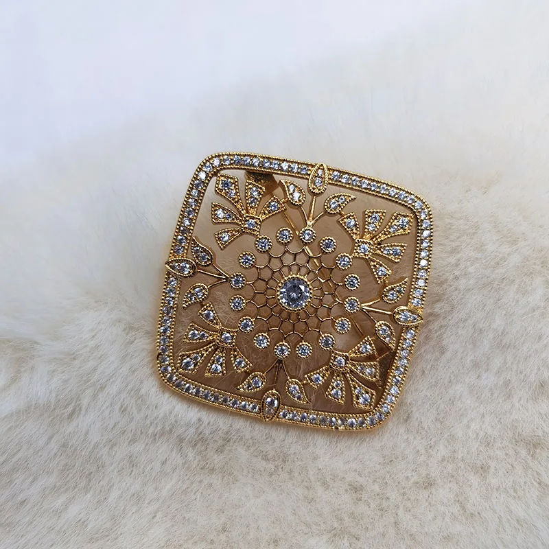 Nail Insertion Hollow Diamond Brooch ZIRCON Brooches Brass 24K Real Gold Plating Brooch Pins
