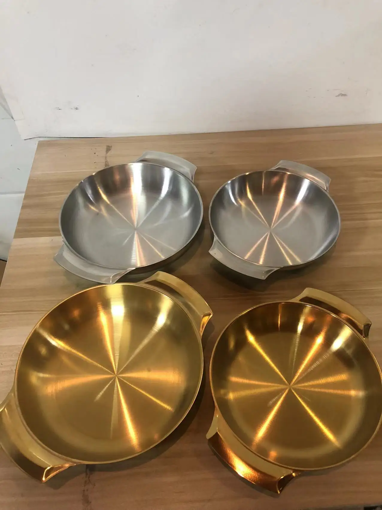 Korean Style Gold Barbecue Plate  Fresh Fruit Plate Family Dinner Table Setting Set Luxury Tableware Stainless Steel Plate