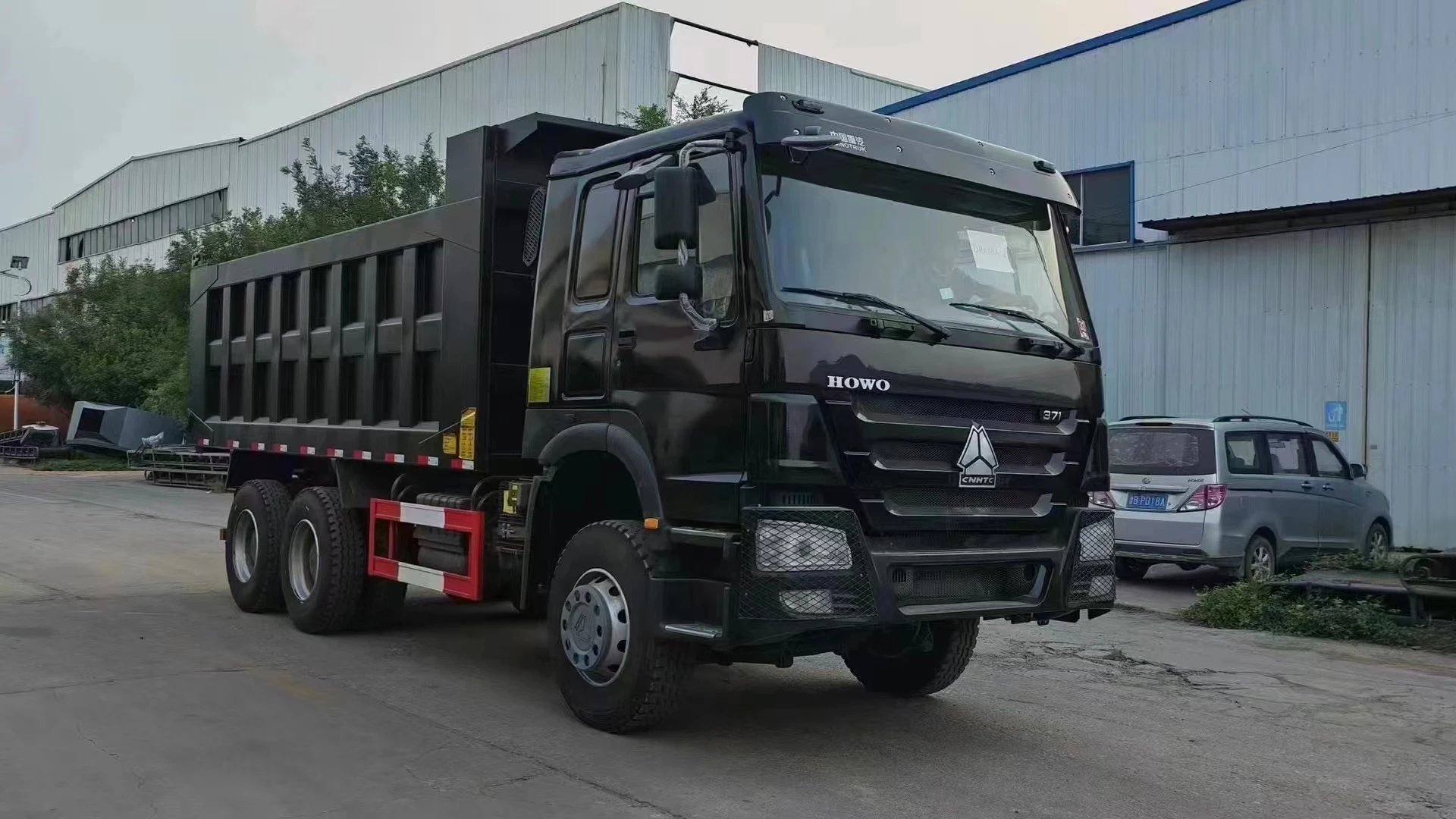 ChinaHot selling African Howo dump truck 6x4 8X4 10 wheel small dump truck, second-hand new status truckCustomized cheap sale
