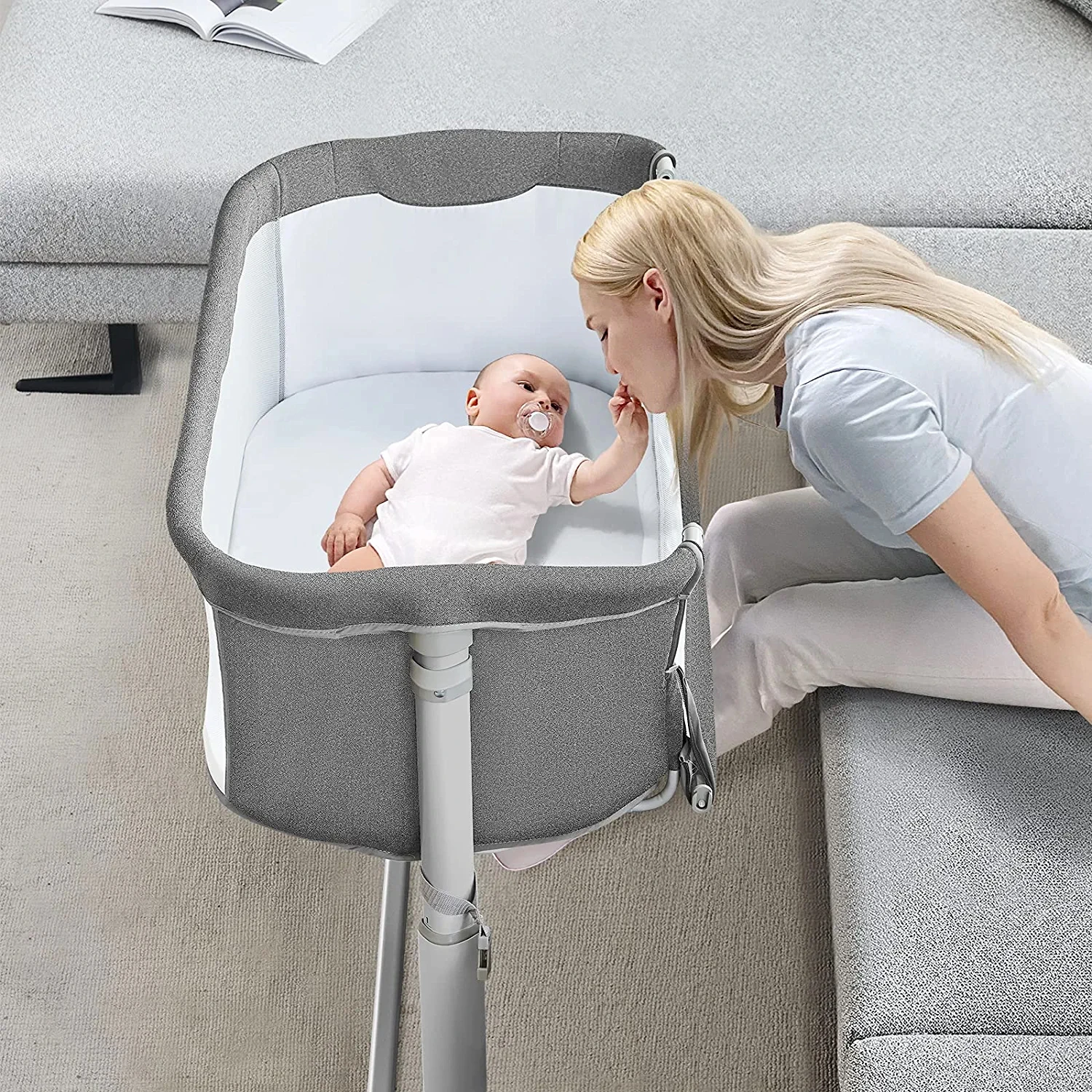 Modern Multifunctional Baby Bedside Crib for play, Portable Playard with Comfortable Mattress,Changing Table and Cute To