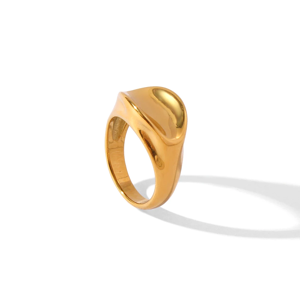 Wholesale 18K Gold Plated Camber Concave Stainless Steel Rings for Couple Gift Hypoallergenic Waterproof