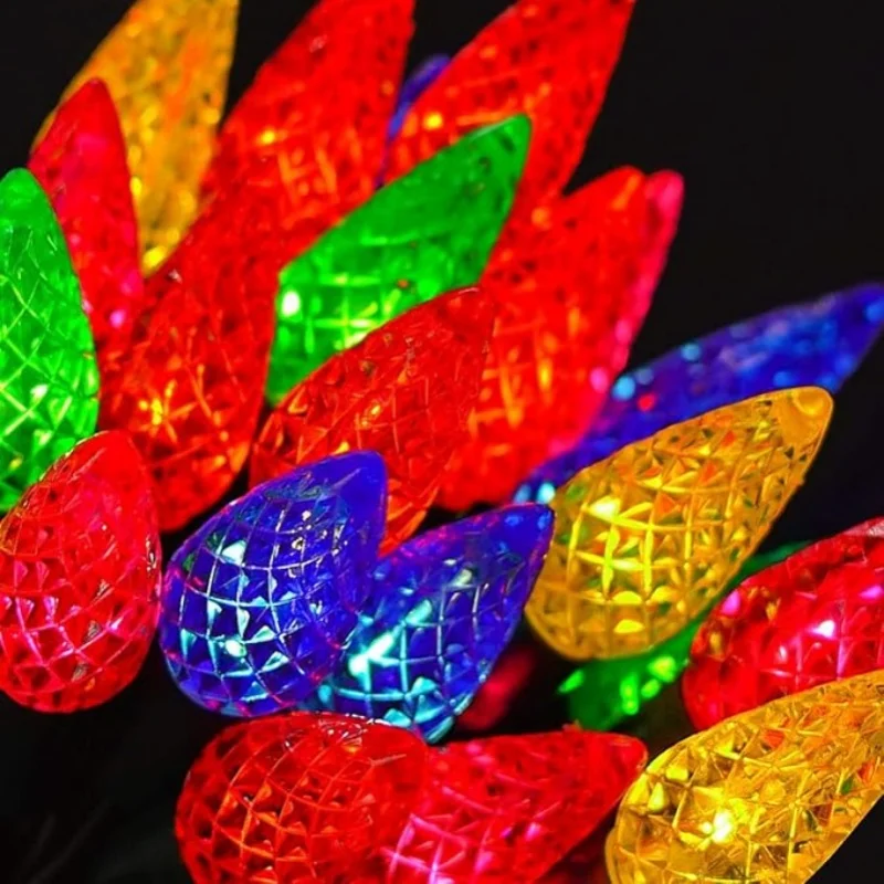 Holiday White Strawberry Lights Faceted Cut Crystal LED Christmas Light Green Wire High Waterproof C6 Outdoor String Lights