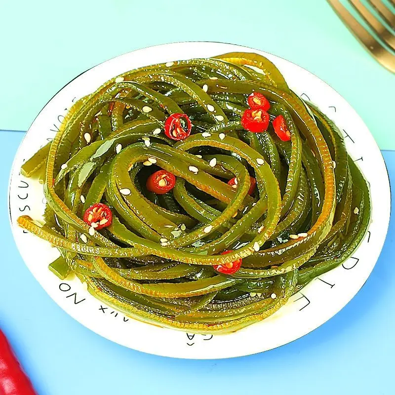 Seafood snacks seaweed strips fruit and vegetable snacks instant food 30 gram per bag 20 bags 600 gram