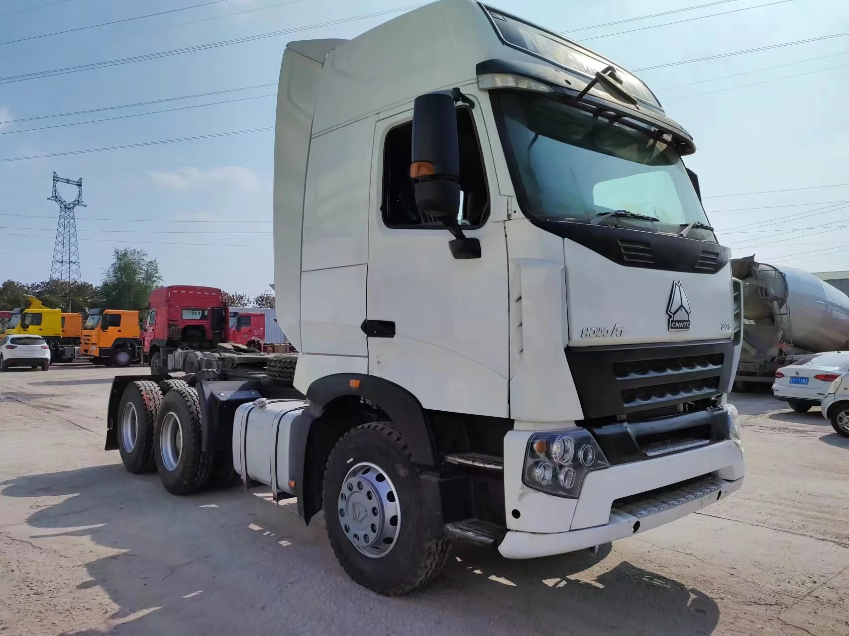 Sinotruk howoA7 tractor truck head truck Fast Gear Left Drive For Sale