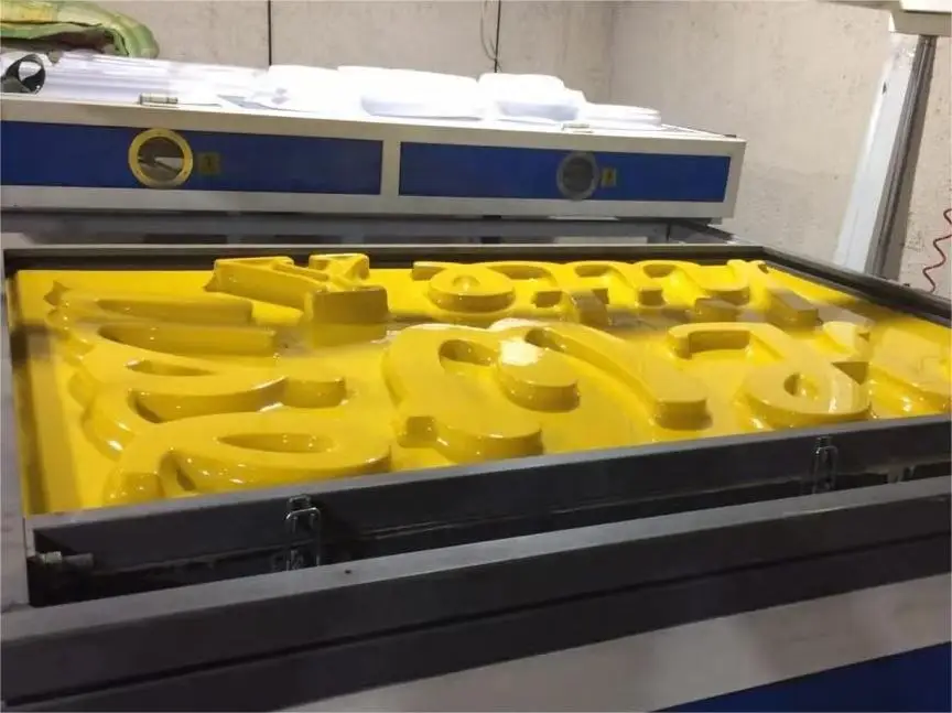 Multi Function Plastic Acrylic Pvc Film Mdf with Sucking Function Heat Press Lamination Machine Vacuum Membrane Press Machine