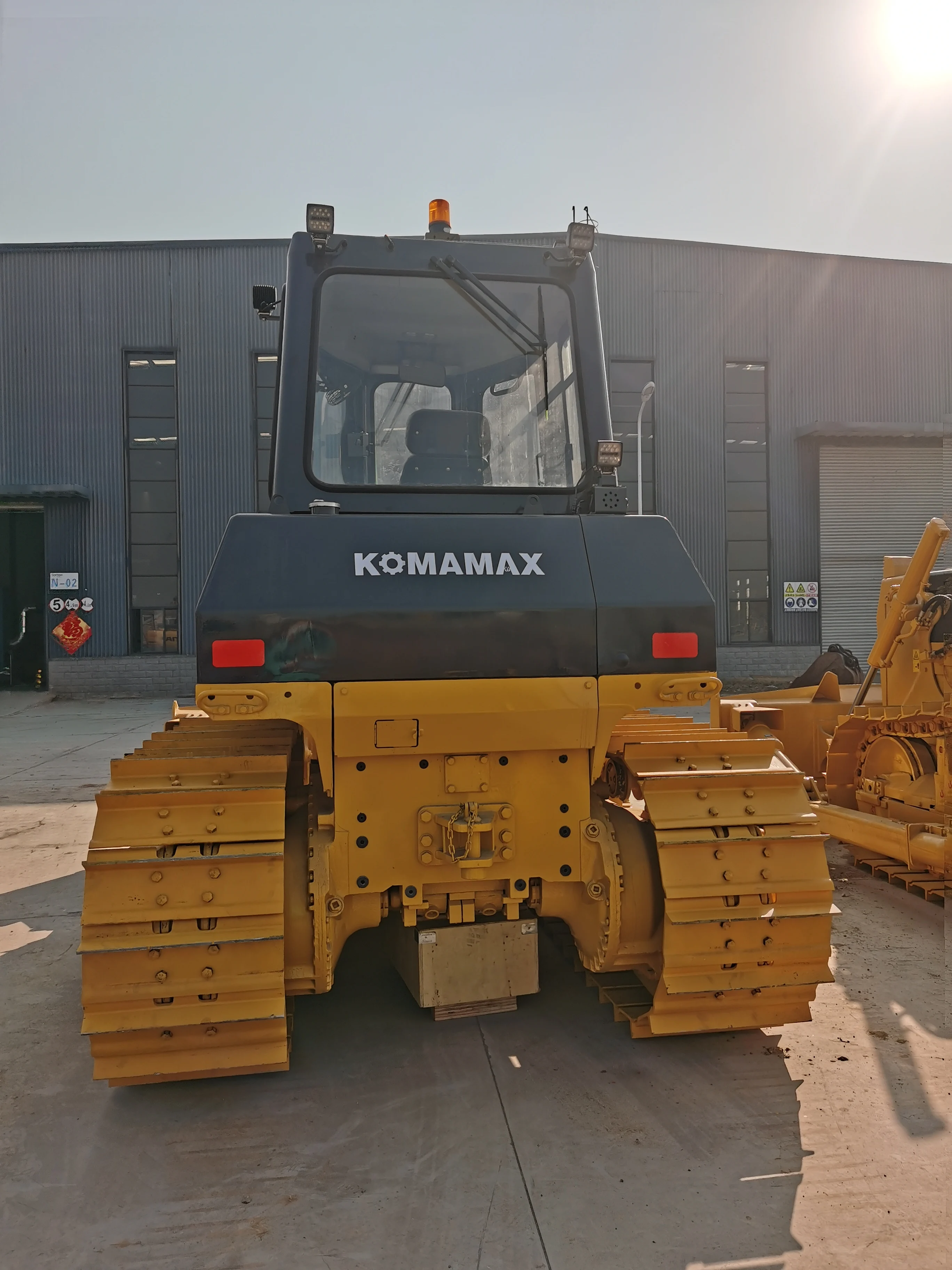 Shantui Pushdozer Sd16M гусеничный Рок бульдозер