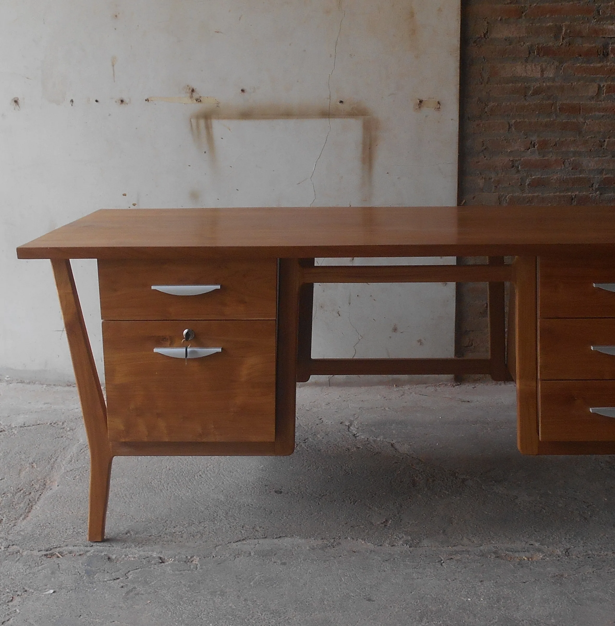 Retro Modern Teak Wood Desk Furniture