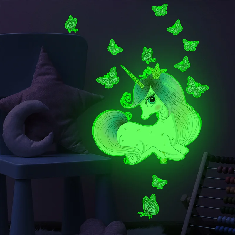Светящаяся Настенная Наклейка с мультяшным единорогом для детской комнаты спальни гостиной декора светящиеся в темноте наклейки бабочками