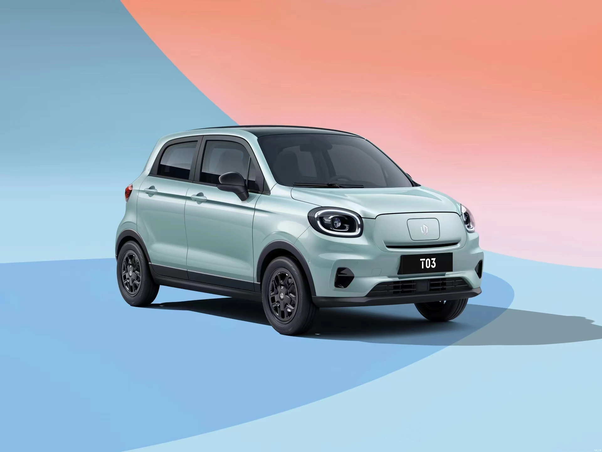 China Famous Brand Lingpao T03 Electrical Motors With 5 Seats Left Hand Drive China luxury Brand Lingpao T03