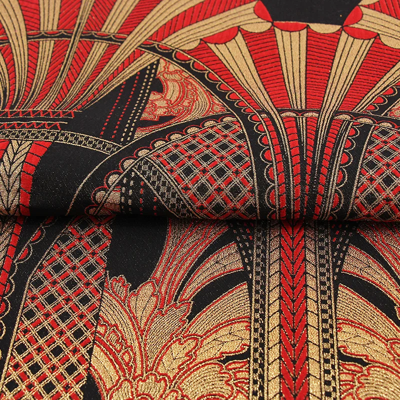 Жаккардовая ткань с геометрическим рисунком для костюма