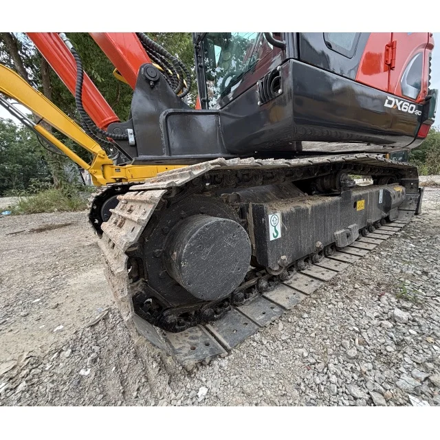 China professional manufacture Small 6 Ton Doosan Dx60 Hydraulic Excavator Made In Used Crawler Excavators For Sale