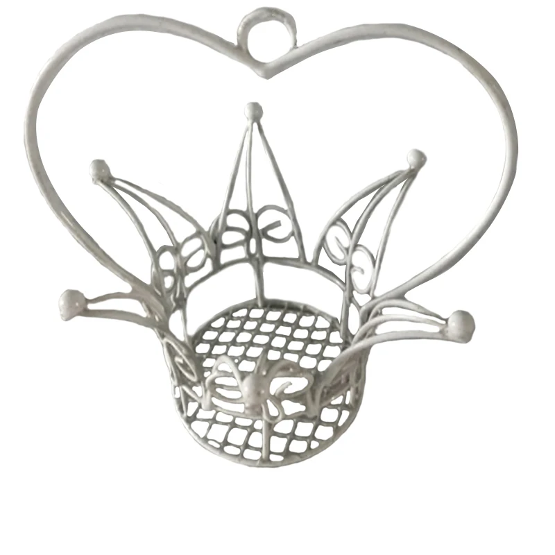 High Grade Heart Crown White Iron Candy Box Iron Storage Basket Carriage Decorative Box Wedding Accessories