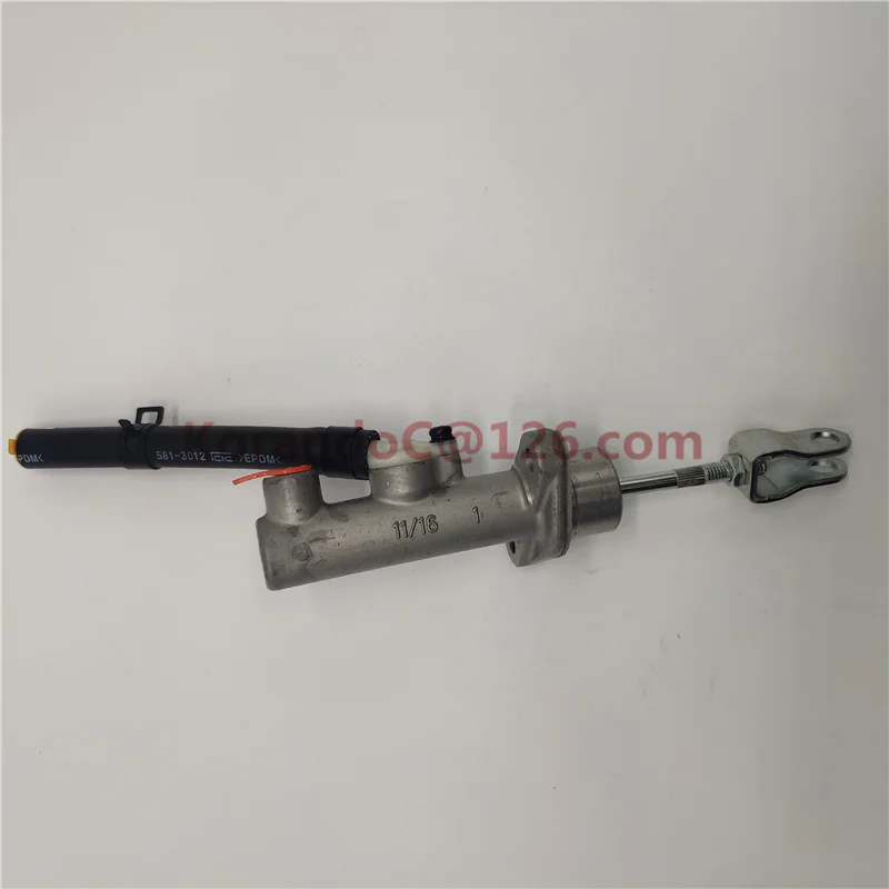 
3050009006 Clutch master cylinder for ACTYON REXTON KYRON ACTYON SPORT of Ssangyong 