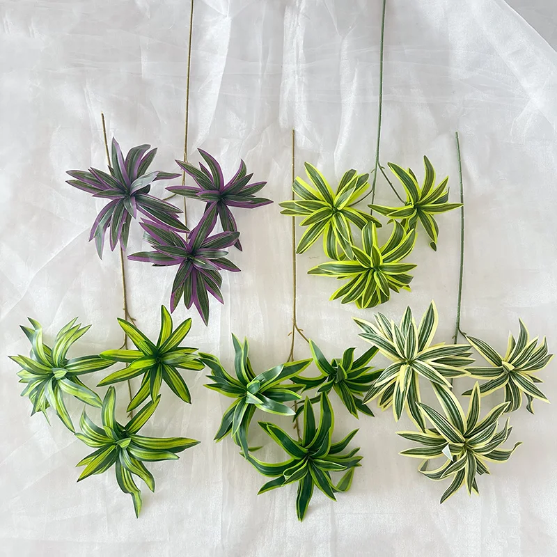 High Quality New Silk Screened Yellow Edge Lily Leaves Green Artificial Plant Indoor Outdoor Christmas New Year Decorations